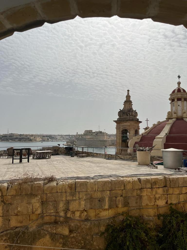 Valletta Heart, 3 외부 사진