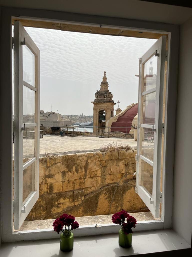 Valletta Heart, 3 외부 사진