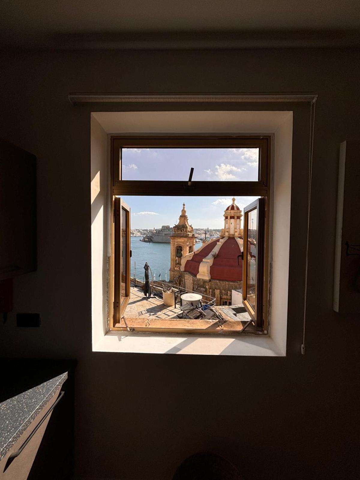 Valletta Heart, 3 외부 사진