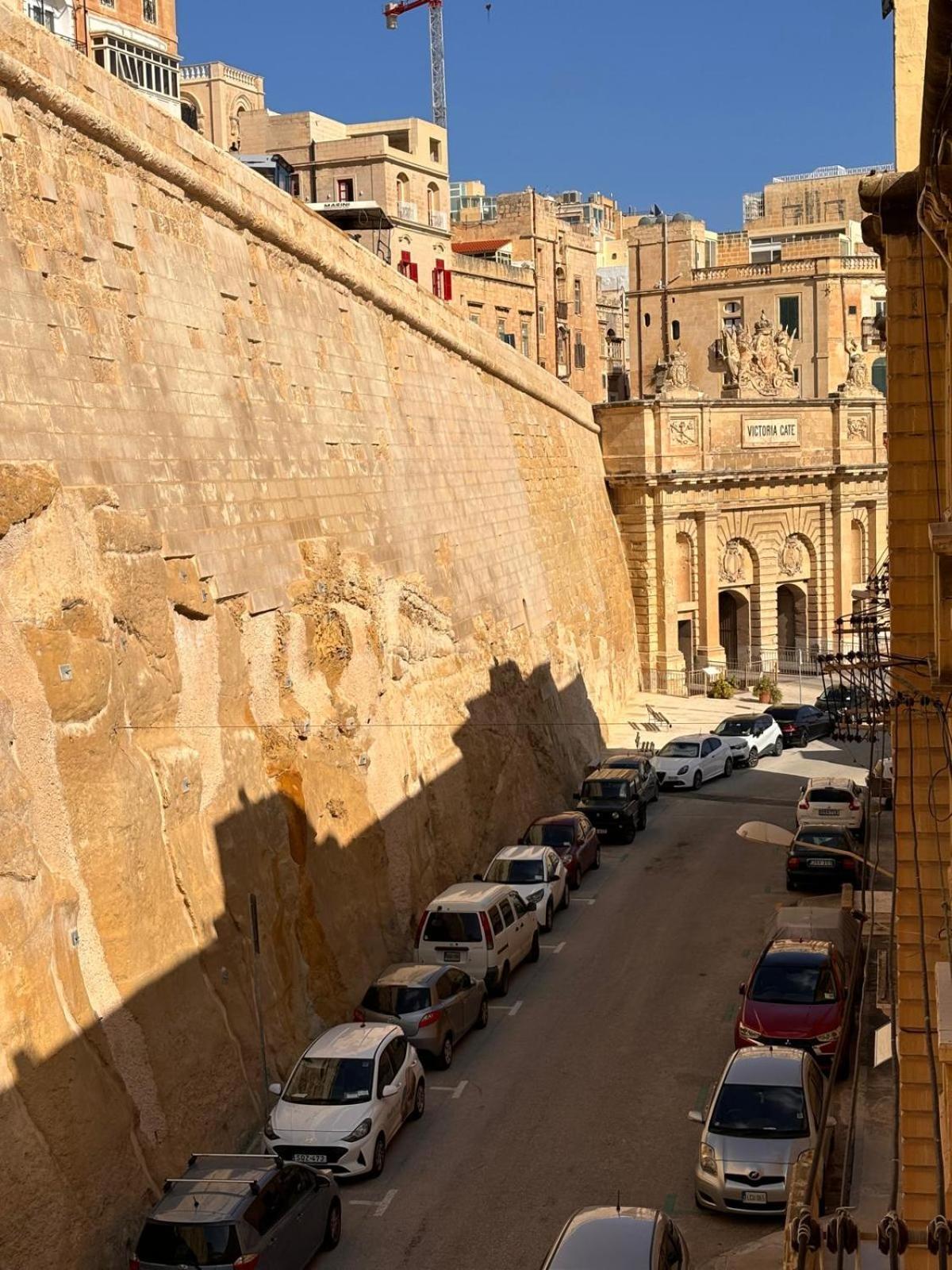 Valletta Heart, 3 외부 사진